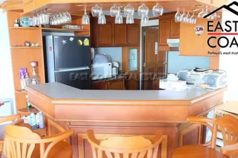 Condominio de 4 dormitorios en Pattaya, Tailandia № 213542 - foto 11