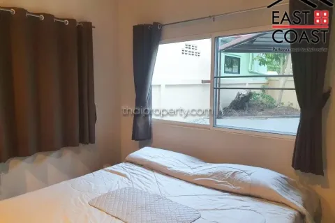 Casa de 2 dormitorios en Pattaya, Tailandia № 213539 - foto 7