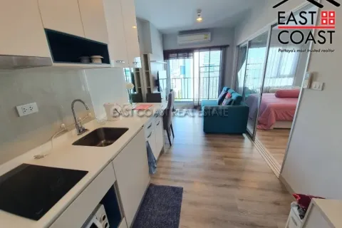 Condominio de 1 dormitorio en Pattaya, Tailandia № 213537 - foto 2