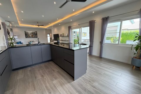 Villa in Hua Hin, Thailand 3 bedrooms № 140258 - photo 18