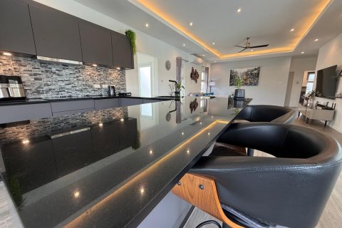 Villa in Hua Hin, Thailand 3 bedrooms № 140258 - photo 20