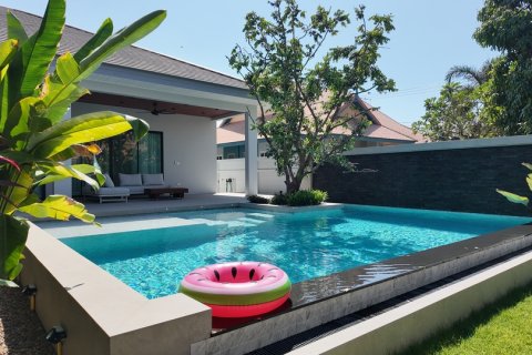 Villa in Pattaya, Thailand 3 bedrooms № 164041 - photo 4