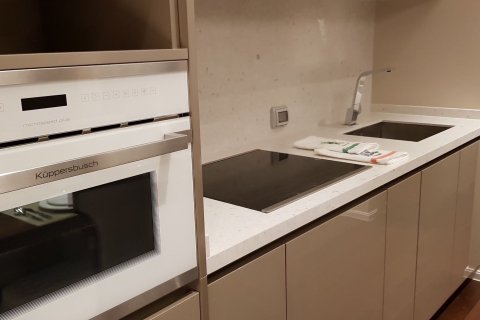 Condo à Watthana, Bangkok, Thaïlande, 2 chambres № 144747 - photo 12