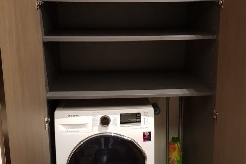 Condo à Watthana, Bangkok, Thaïlande, 2 chambres № 144747 - photo 14