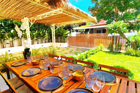 Villa in Ko Samui, Thailand 5 bedrooms № 144750 - photo 3