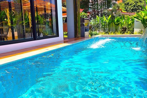 Villa in Ko Samui, Thailand 5 bedrooms № 144750 - photo 2