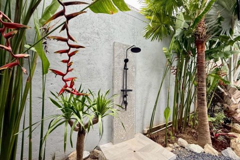 Villa in Phuket, Thailand 4 bedrooms № 144751 - photo 3