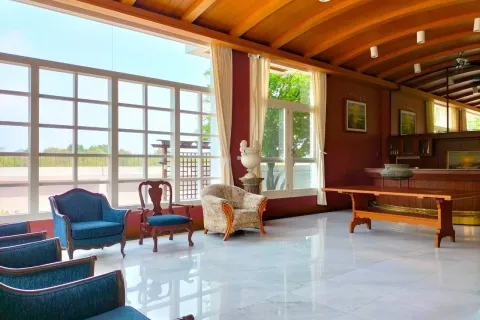 House in Pattaya, Thailand 4 bedrooms № 159419 - photo 3