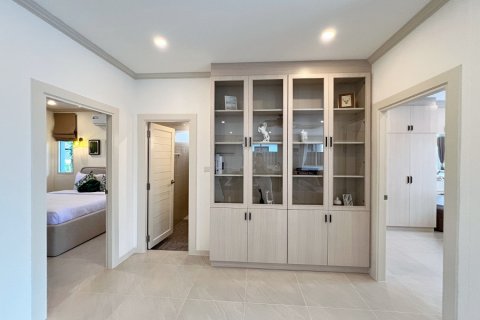 Villa in Hua Hin, Thailand 3 bedrooms № 174050 - photo 21