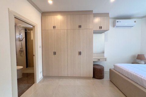 Villa in Hua Hin, Thailand 3 bedrooms № 174050 - photo 22