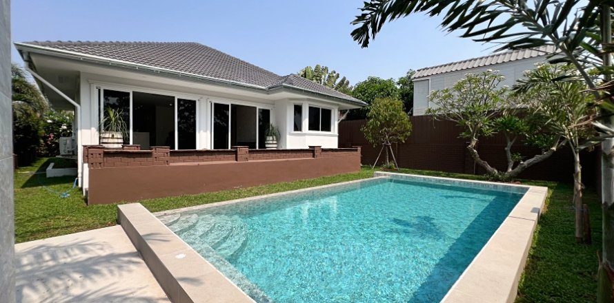 Villa in Hua Hin, Thailand 3 bedrooms № 174050