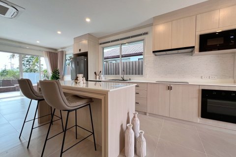 Villa in Hua Hin, Thailand 3 bedrooms № 174050 - photo 18