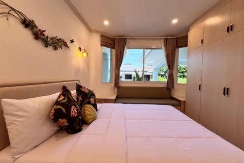 Villa in Hua Hin, Thailand 3 bedrooms № 174050 - photo 30