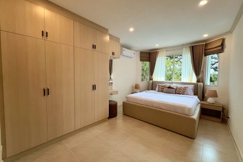 Villa in Hua Hin, Thailand 3 bedrooms № 174050 - photo 24
