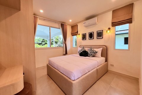 Villa in Hua Hin, Thailand 3 bedrooms № 174050 - photo 27