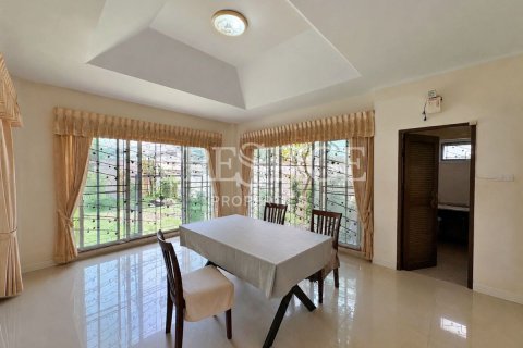 Haus in Pattaya, Thailand 3 Schlafzimmer № 220704 - Foto 4