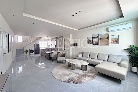 Haus in Pattaya, Thailand 6 Schlafzimmer № 220703 - Foto 2