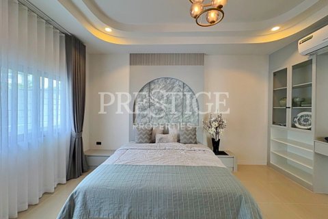 Haus in Pattaya, Thailand 3 Schlafzimmer № 220700 - Foto 14