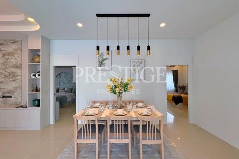 Haus in Pattaya, Thailand 3 Schlafzimmer № 220700 - Foto 6