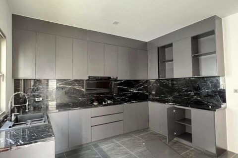 Villa in Phuket, Thailand 4 bedrooms № 166261 - photo 8