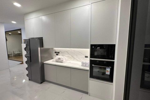 Villa in Phuket, Thailand 4 bedrooms № 166260 - photo 6