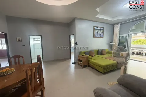 Casa de 3 dormitorios en Pattaya, Tailandia № 212281 - foto 16