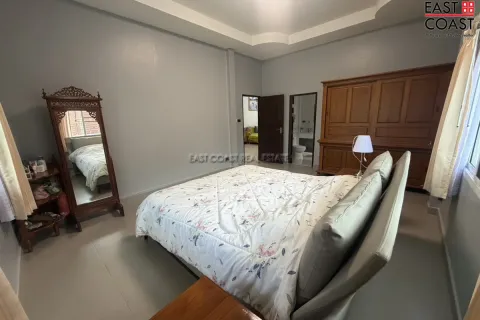 Casa de 3 dormitorios en Pattaya, Tailandia № 212281 - foto 14