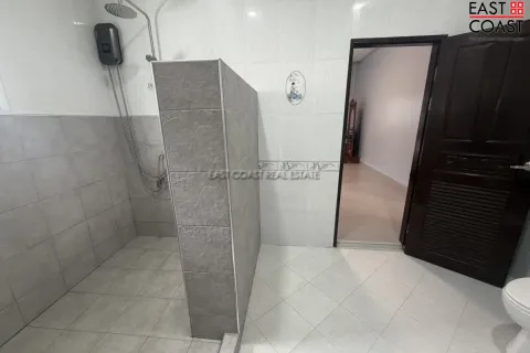 Casa de 3 dormitorios en Pattaya, Tailandia № 212281 - foto 8