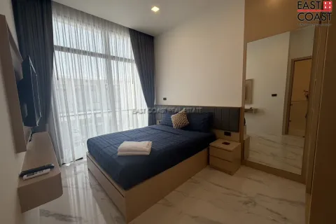 Casa de 4 dormitorios en Pattaya, Tailandia № 212276 - foto 12