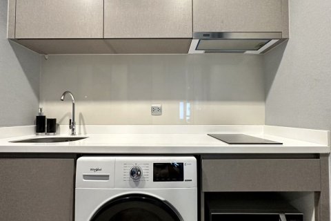 Studio in the Condo in Ratchathewi, Bangkok, Thailand  № 158305 - photo 16