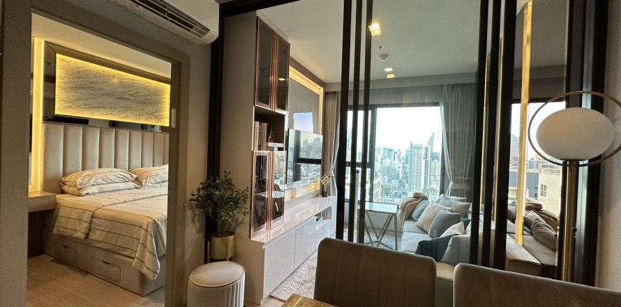 Studio in the Condo in Ratchathewi, Bangkok, Thailand  № 158305