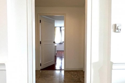 Condo à Watthana, Bangkok, Thaïlande, 2 chambres  № 133990 - photo 8