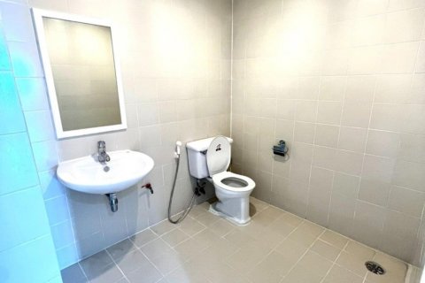 Condo à Watthana, Bangkok, Thaïlande, 2 chambres  № 133990 - photo 12