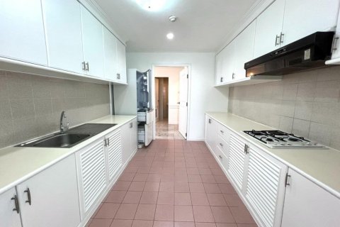 Condo à Watthana, Bangkok, Thaïlande, 2 chambres  № 133990 - photo 6