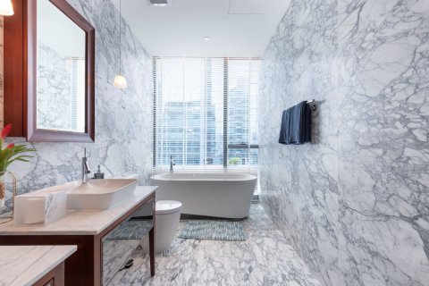 Condo à Watthana, Bangkok, Thaïlande, 2 chambres  № 133993 - photo 14