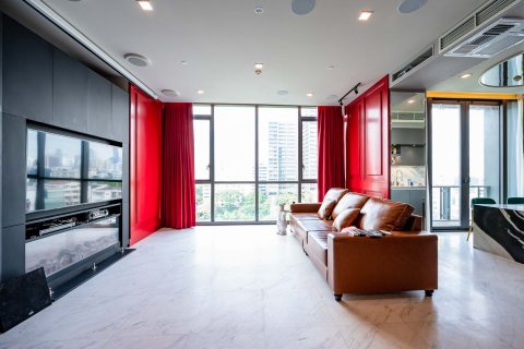 Condo à Watthana, Bangkok, Thaïlande, 2 chambres  № 133992 - photo 1