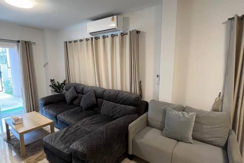 House in Kathu, Thailand 4 bedrooms № 141182 - photo 4