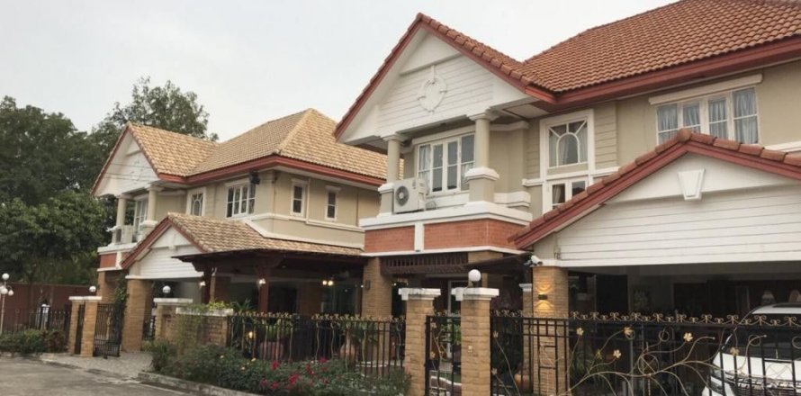 House in Prawet, Bangkok, Thailand 6 bedrooms № 141188