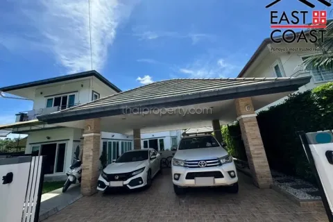 Casa de 5 dormitorios en Pattaya, Tailandia № 212662 - foto 4