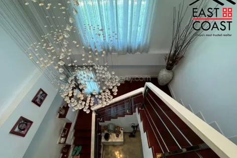 Casa de 5 dormitorios en Pattaya, Tailandia № 212662 - foto 22