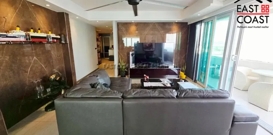 Condominio de 2 dormitorios en Jomtien Beach, Pattaya, Tailandia № 212661