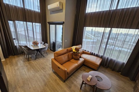 Condo in Huai Khwang, Bangkok, Thailand, 2 bedrooms  № 169092 - photo 5