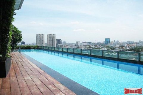 Appartement à Bangkok, Thaïlande 1 chambre № 194236 - photo 1