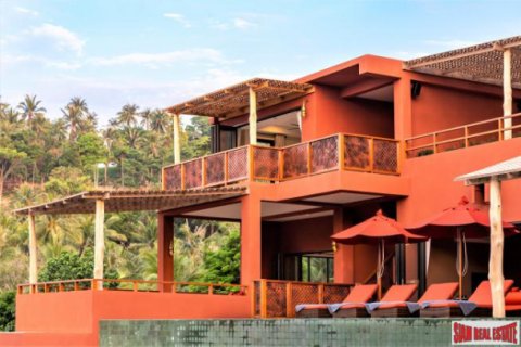 Villa in Surat Thani, Thailand 16 bedrooms № 194237