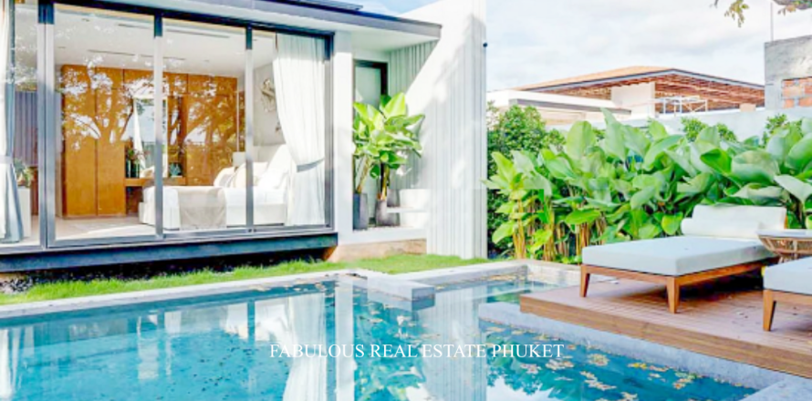 Villa in Bang Tao, Thailand 4 bedrooms № 179572