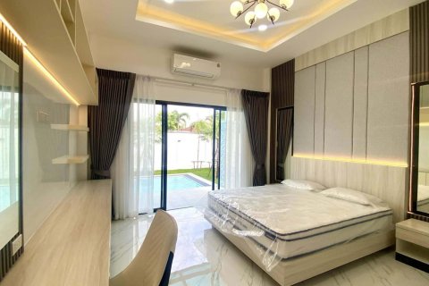 Вилла в Паттайе, Таиланд с 3 спальнями  № 173569 - фото 5