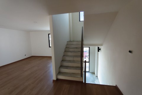 Таунхаус в Суан Луанге, Бангкок, Таиланд с 2 спальнями  № 173574 - фото 15