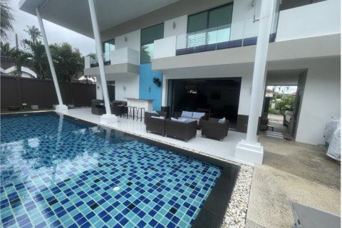 Villa in Phuket, Thailand 3 bedrooms № 173570