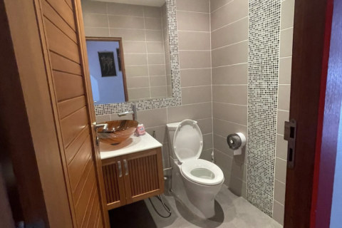 Villa in Phuket, Thailand 3 bedrooms № 173570 - photo 16