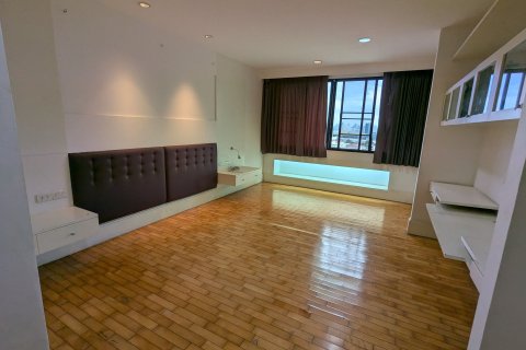 Condo à Nonthaburi, Thaïlande, 3 chambres  № 173568 - photo 9